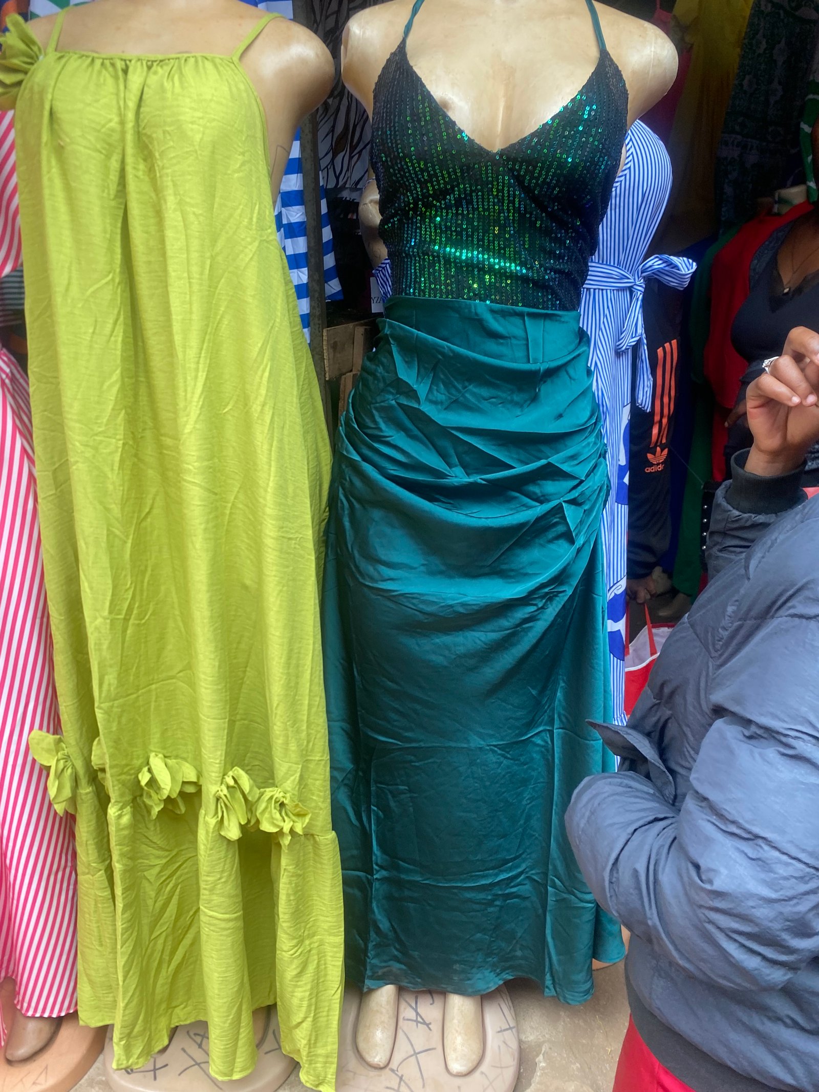 Vestido de setim