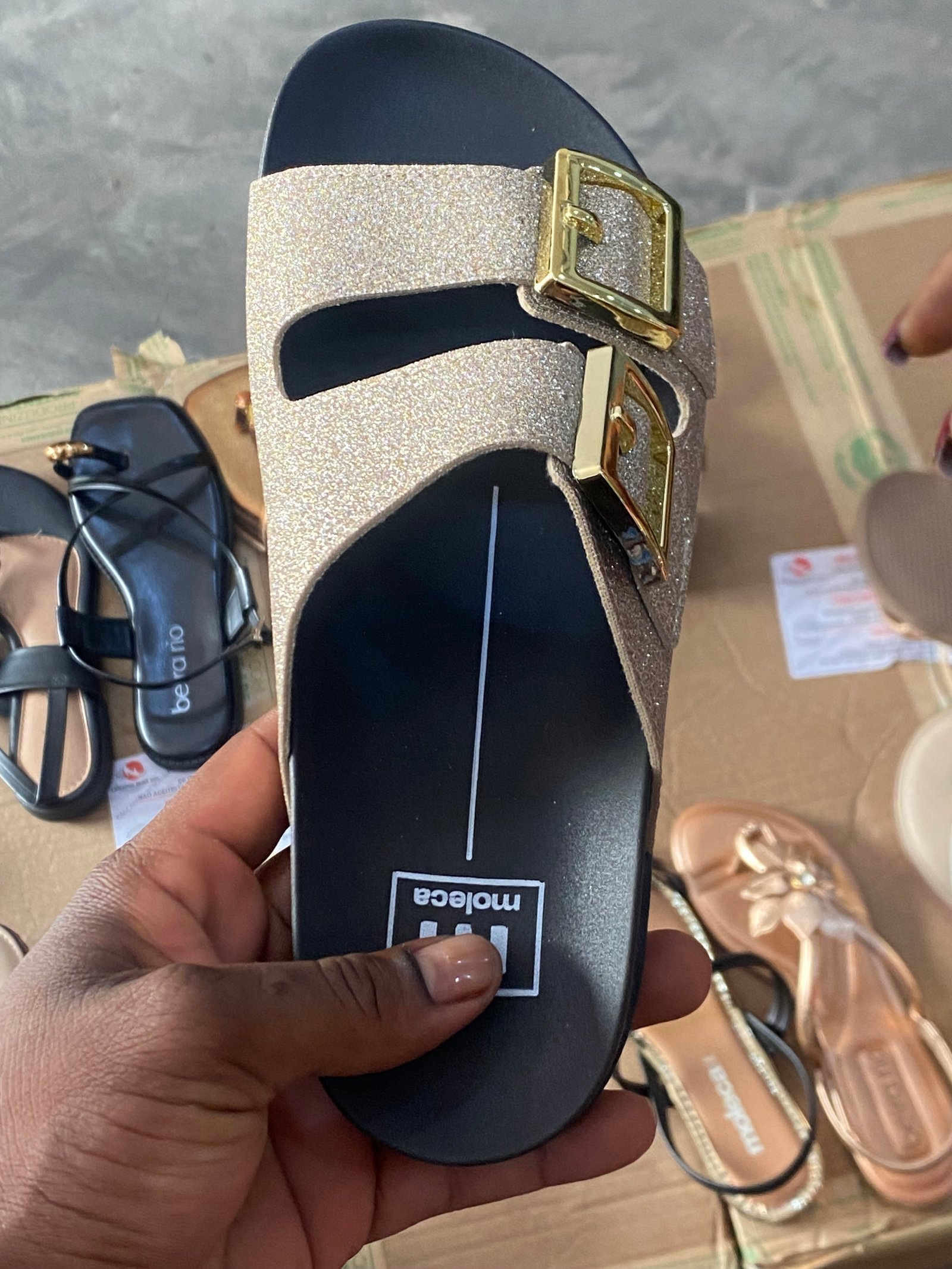 Chinelo da moleca