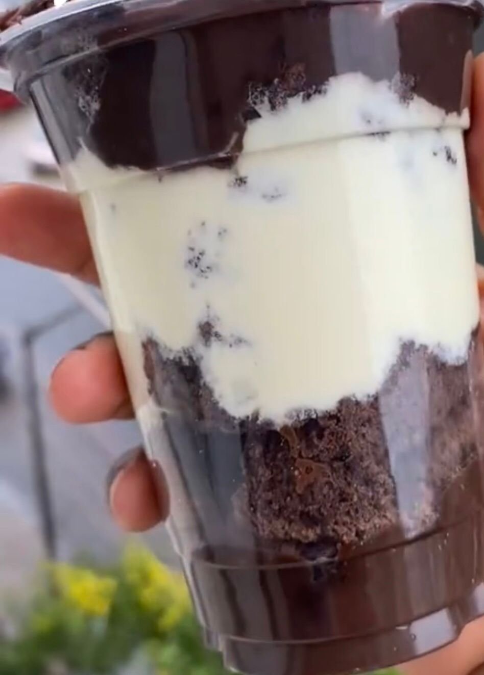 Bolo de chocolate no pote