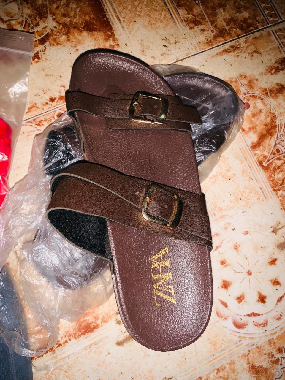 Chinelas feminina